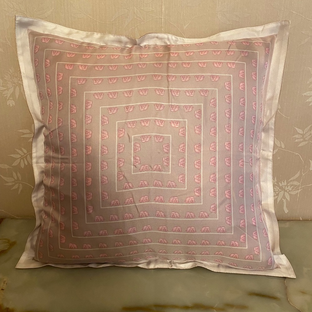 Jim Thompson Cushion Cover 100% THAI SILK ELEPHANT PRINTED PINK